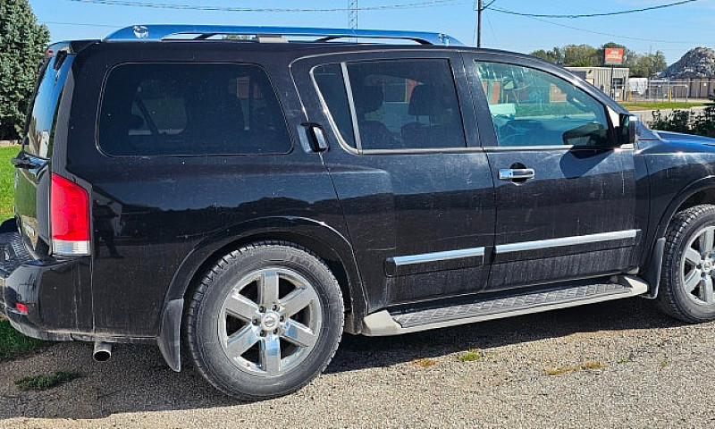 Nissan Armada Platin...