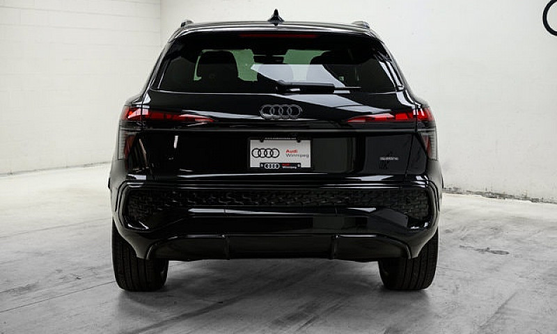 2026 Audi Q3 Technik...
