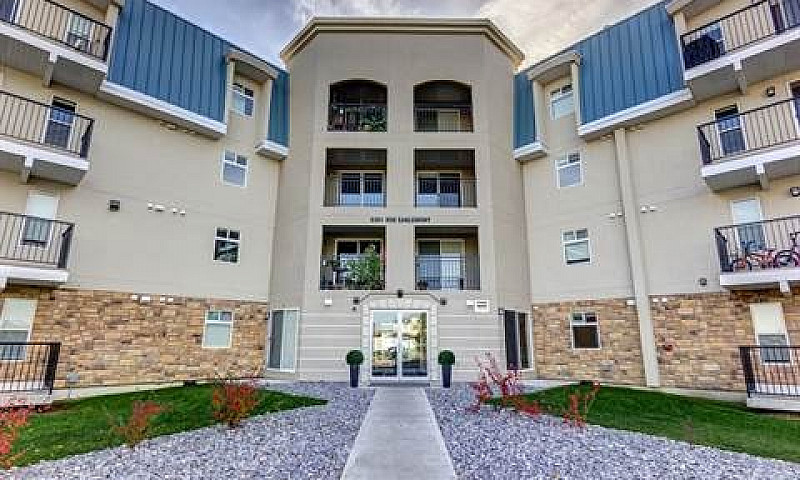 Eaglemont Manor - Be...