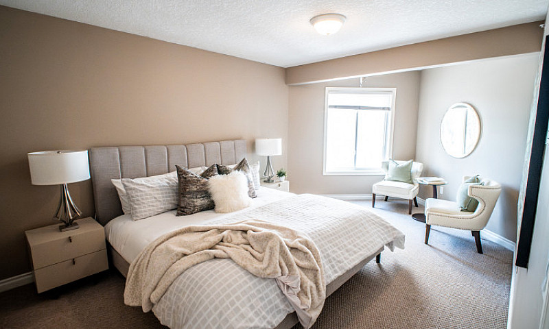 Beautiful - 2 Bed 2 ...