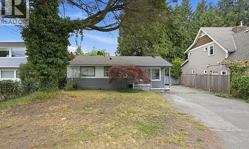 5857 16 Avenue Delta...
