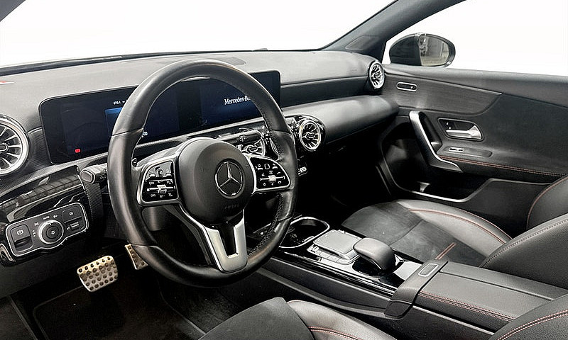 2022 Mercedes-Benz A...