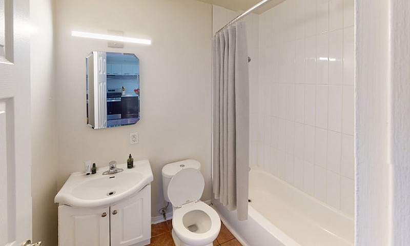 Apartment For Rent A...