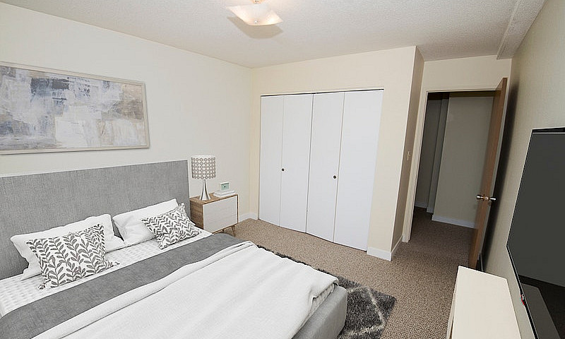 Apartments With In S...