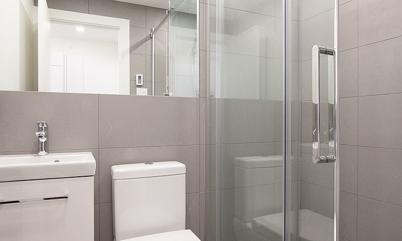 Renovated 1 Bed 1 Ba...