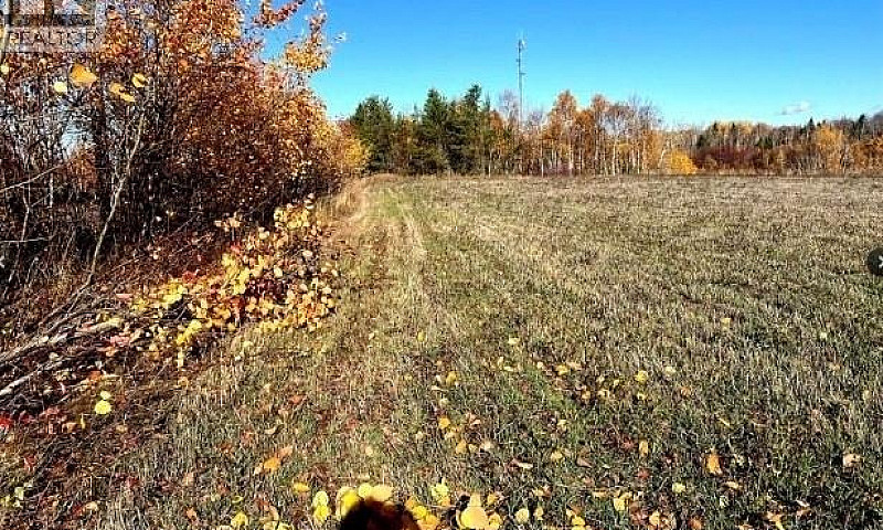3 Acres Ch Eustache ...