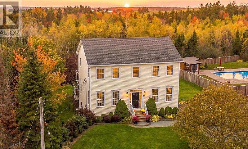 74 Bonavista Avenue ...