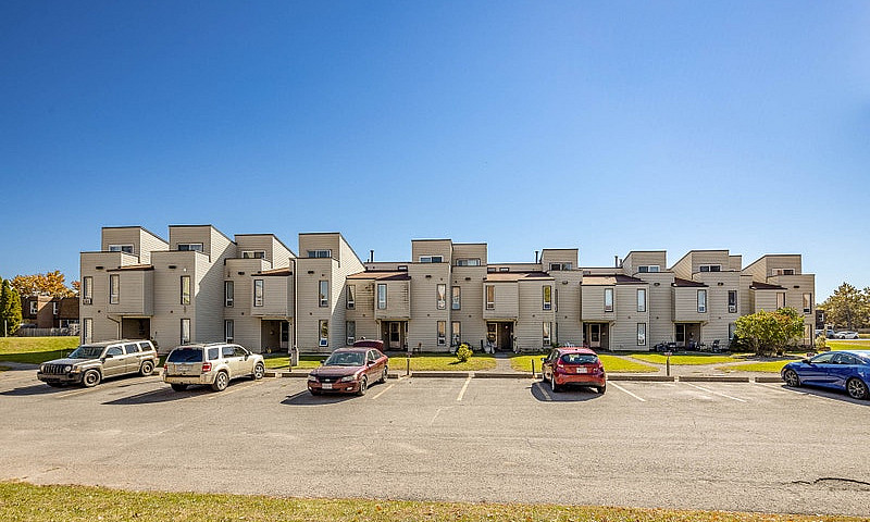3 Bedroom Apartment ...