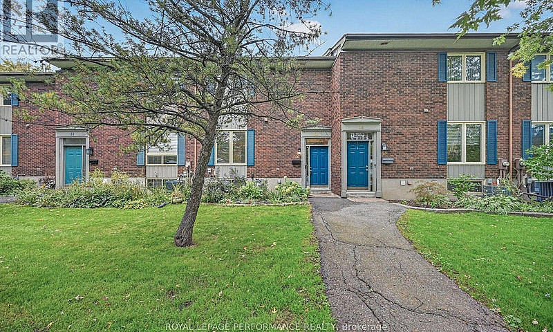 30 Viewpointe Privat...