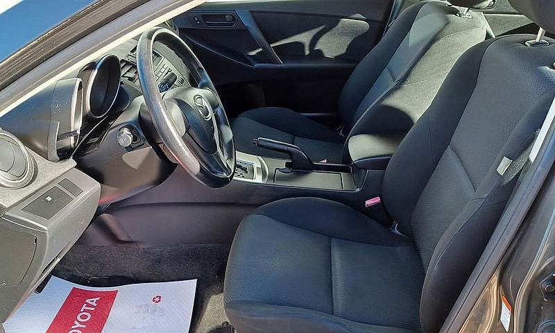 2011 Mazda 3...