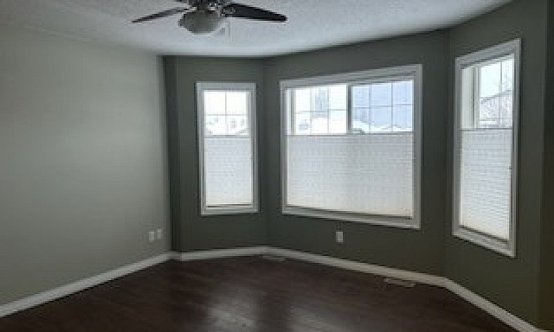 Oriole Park 4 Bed 2 ...