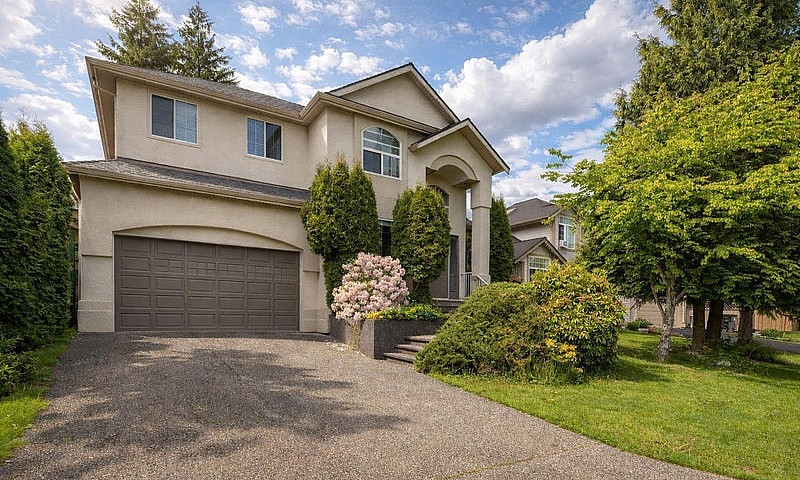 8327 169A Street Sur...