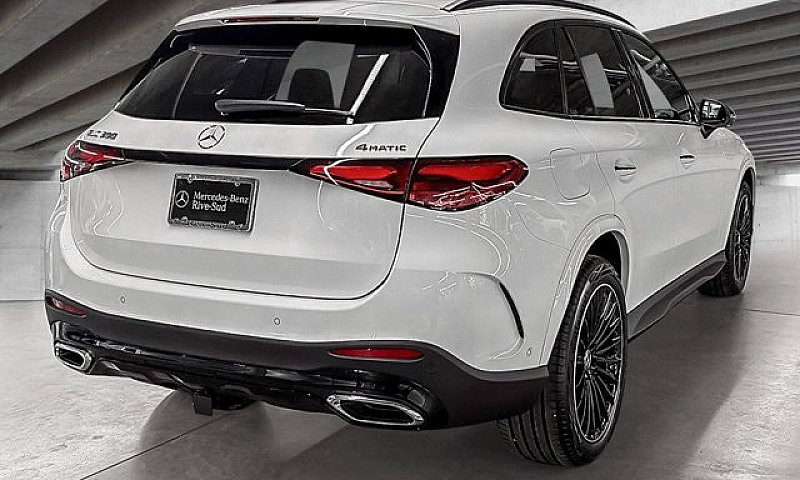 2027 Mercedes-Benz G...