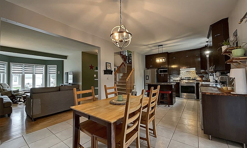 $739,900 - 2 Storey ...