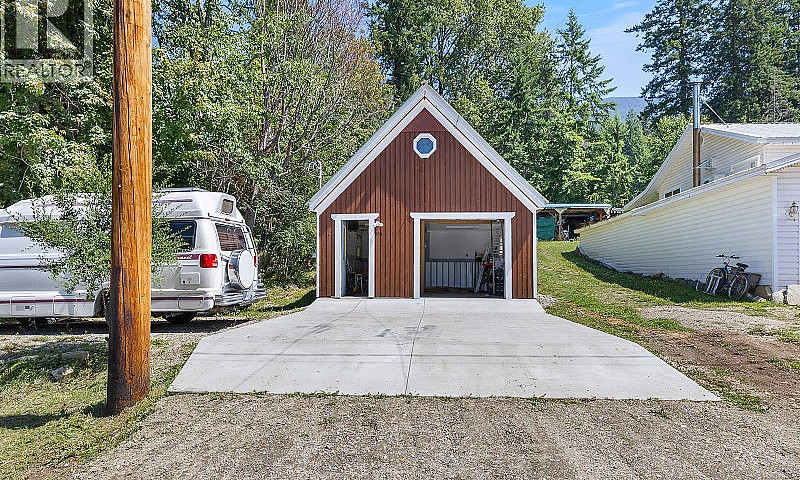 1524 Russel Avenue R...