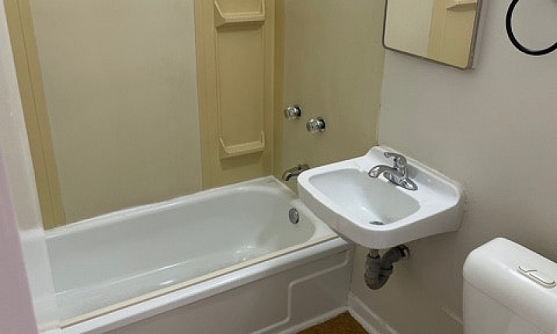 533 Sherbrook - 1 Br...
