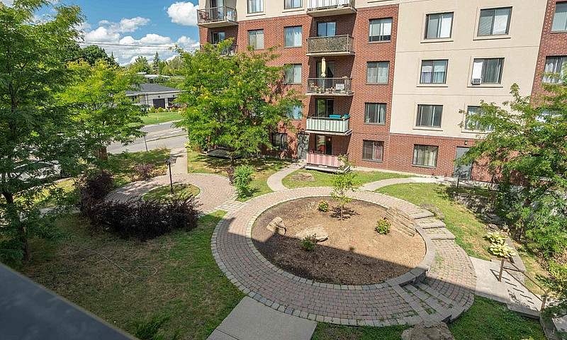 4 1/2 À Louer Laval ...