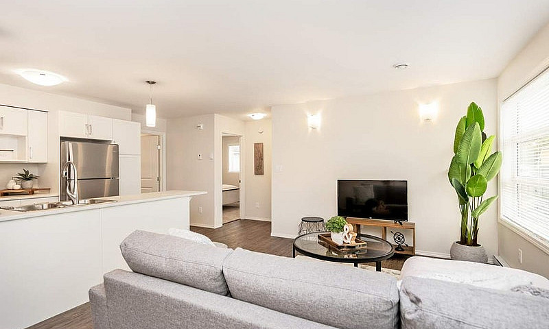 The Edge - 2 Bed - R...