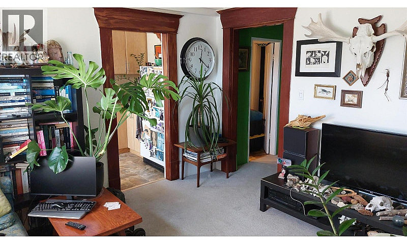 1951 Napier Street V...