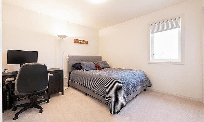 3-Bedroom House In C...