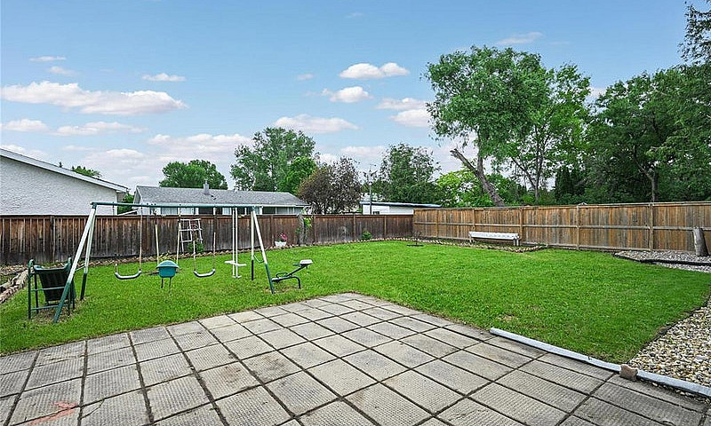 88 Wadham Bay Winnip...