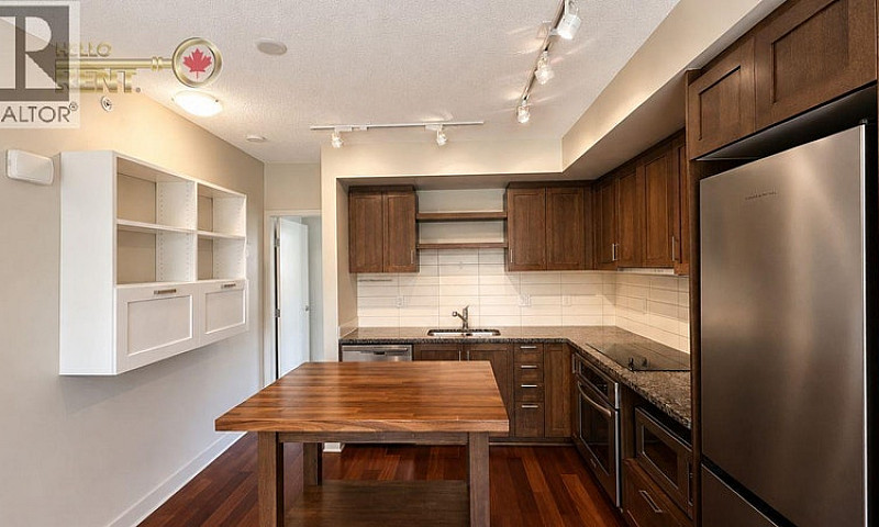 312 2268 W Broadway ...
