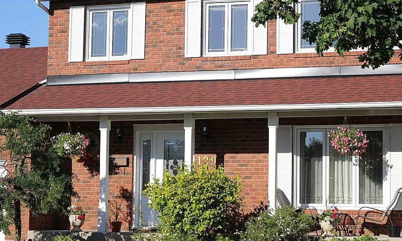 $750,000 - 2 Storey ...