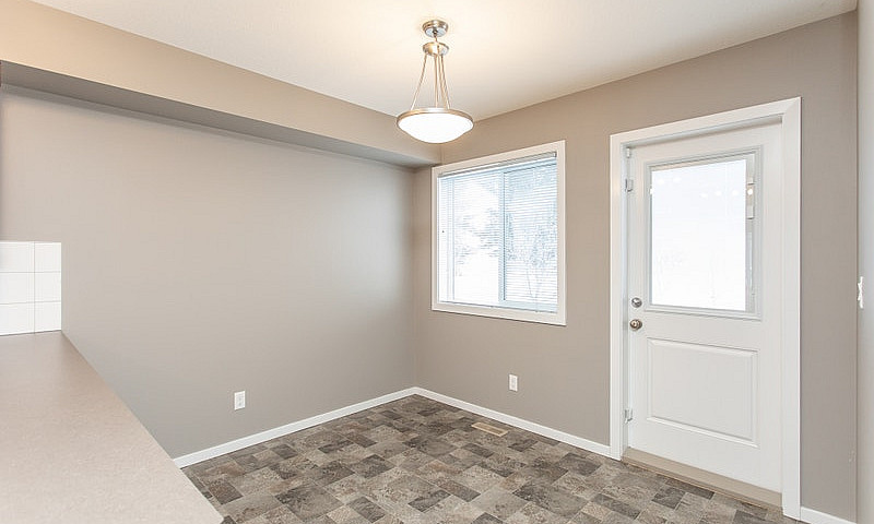 3 Bedroom Townhouse ...