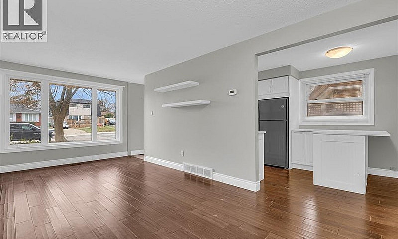 16 Glebe Court Hamil...
