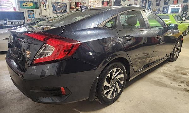 2017 Honda Civic Sed...