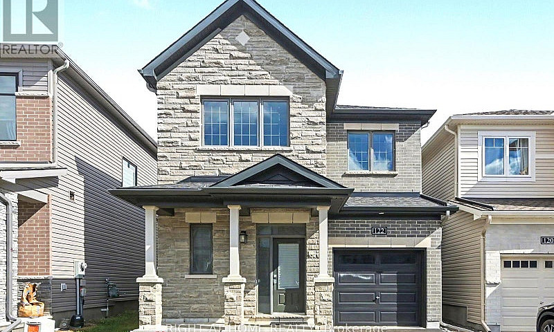 122 Lynn Coulter Str...