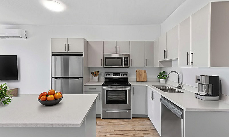 639 Main - 2 Bedroom...