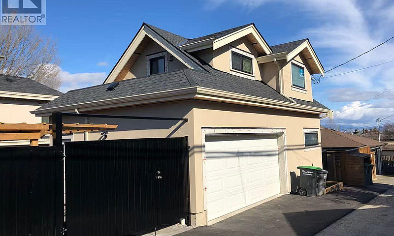 3926 W11Th Ave Vanco...