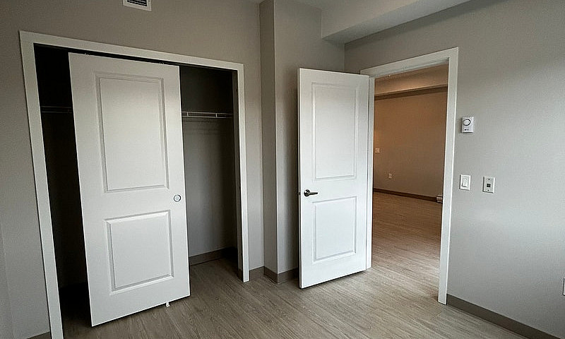 One Bedroom Apartmen...