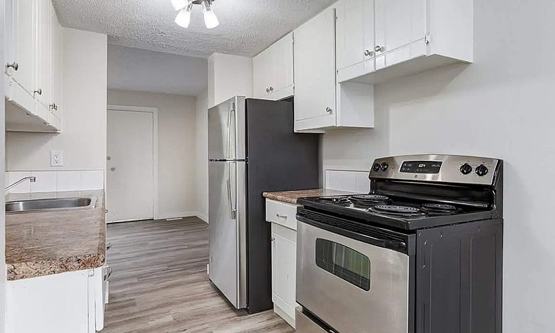 Townhomes With In Su...