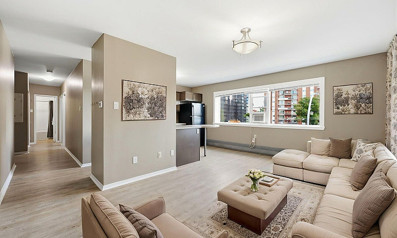 St. Vital - 2 Br - A...