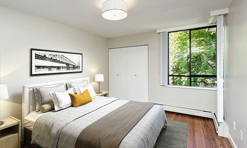 Studio Apartment For...