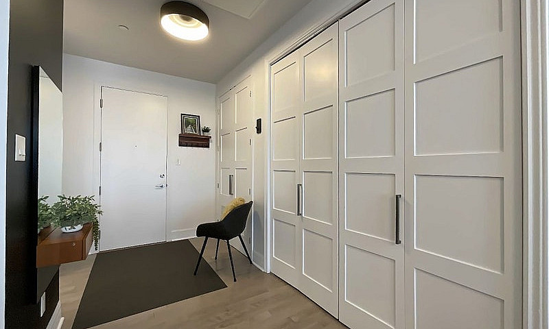 745 000$ - Condo À V...
