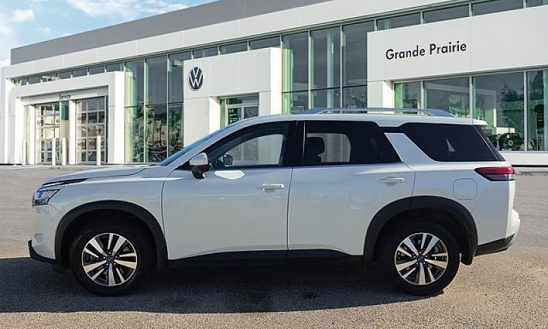 2023 Nissan Pathfind...