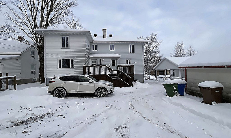 298 000$ - Duplex À ...