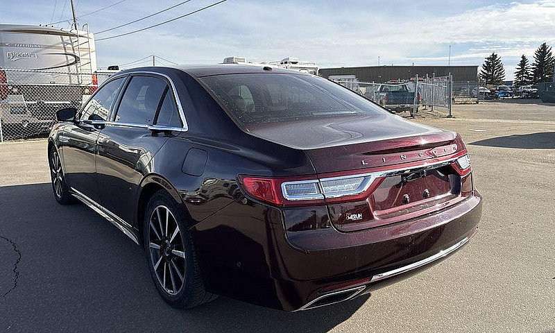 2017 Lincoln Contine...