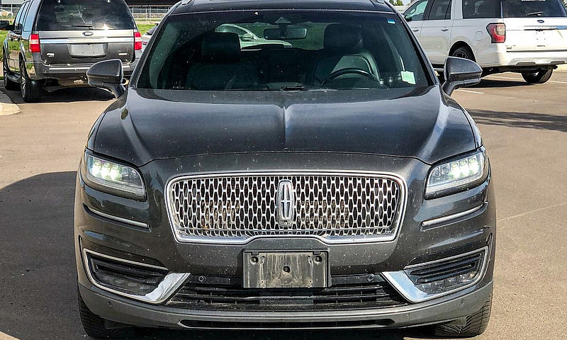 2019 Lincoln Nautilu...