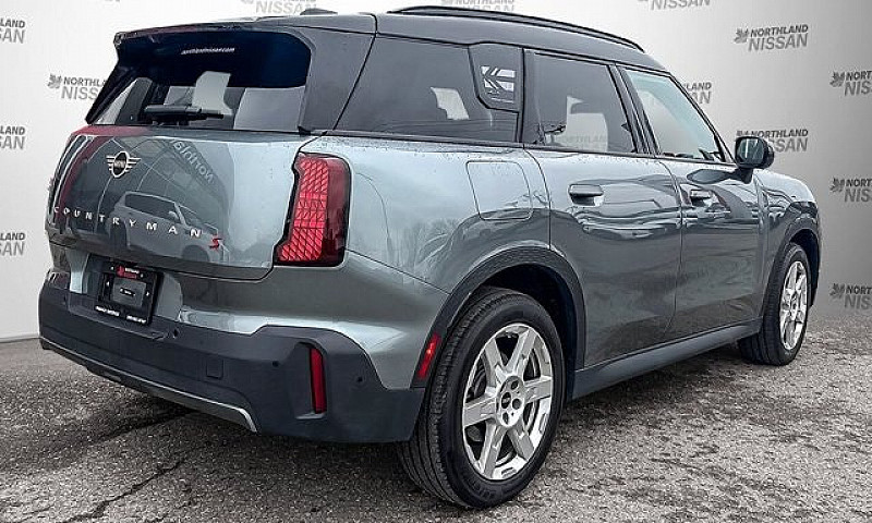 2025 Mini Countryman...