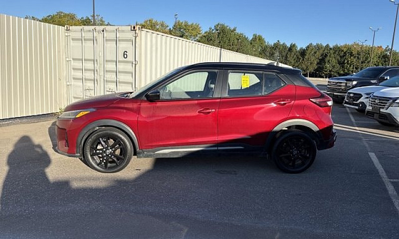 2023 Nissan Kicks Sr...