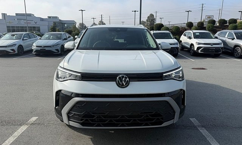 2025 Volkswagen Taos...