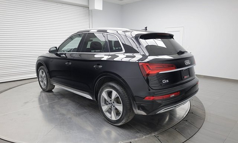 2024 Audi Q5 Komfort...