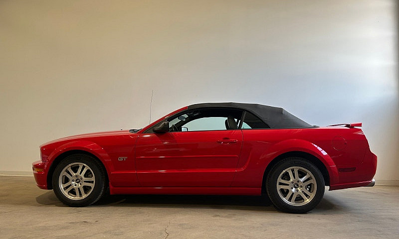 2006 Mustang Gt V8 C...
