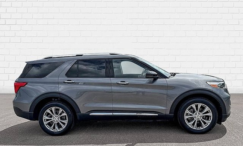 2023 Ford Explorer L...