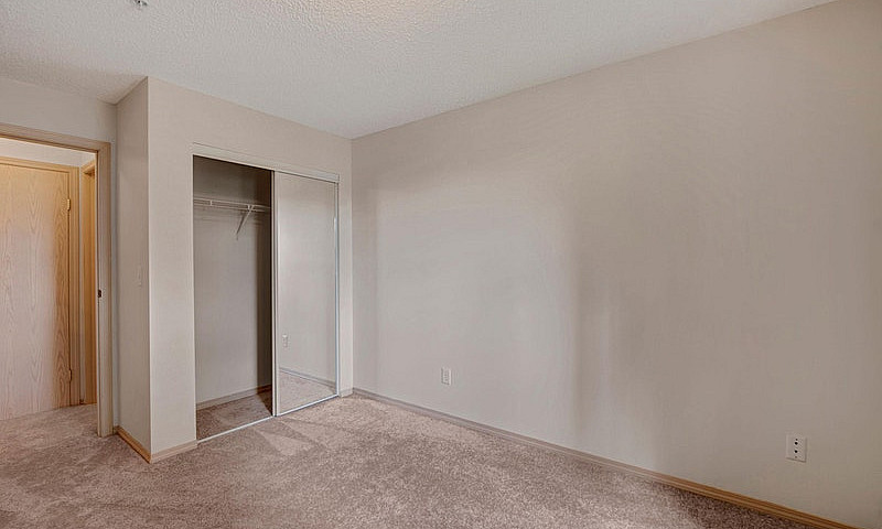 2 Bed X 2 Bath Apart...