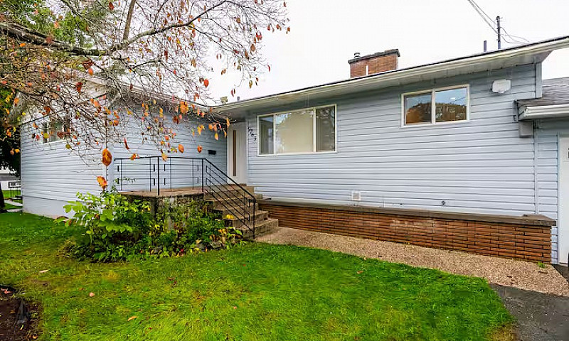 4-Bedroom, 2.5-Bathr...